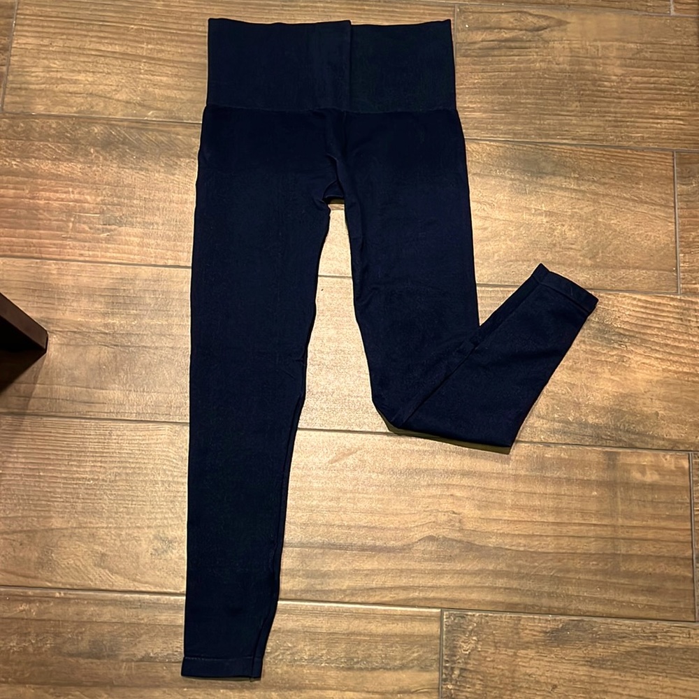 Assets by Spanx | High Waisted Leggings